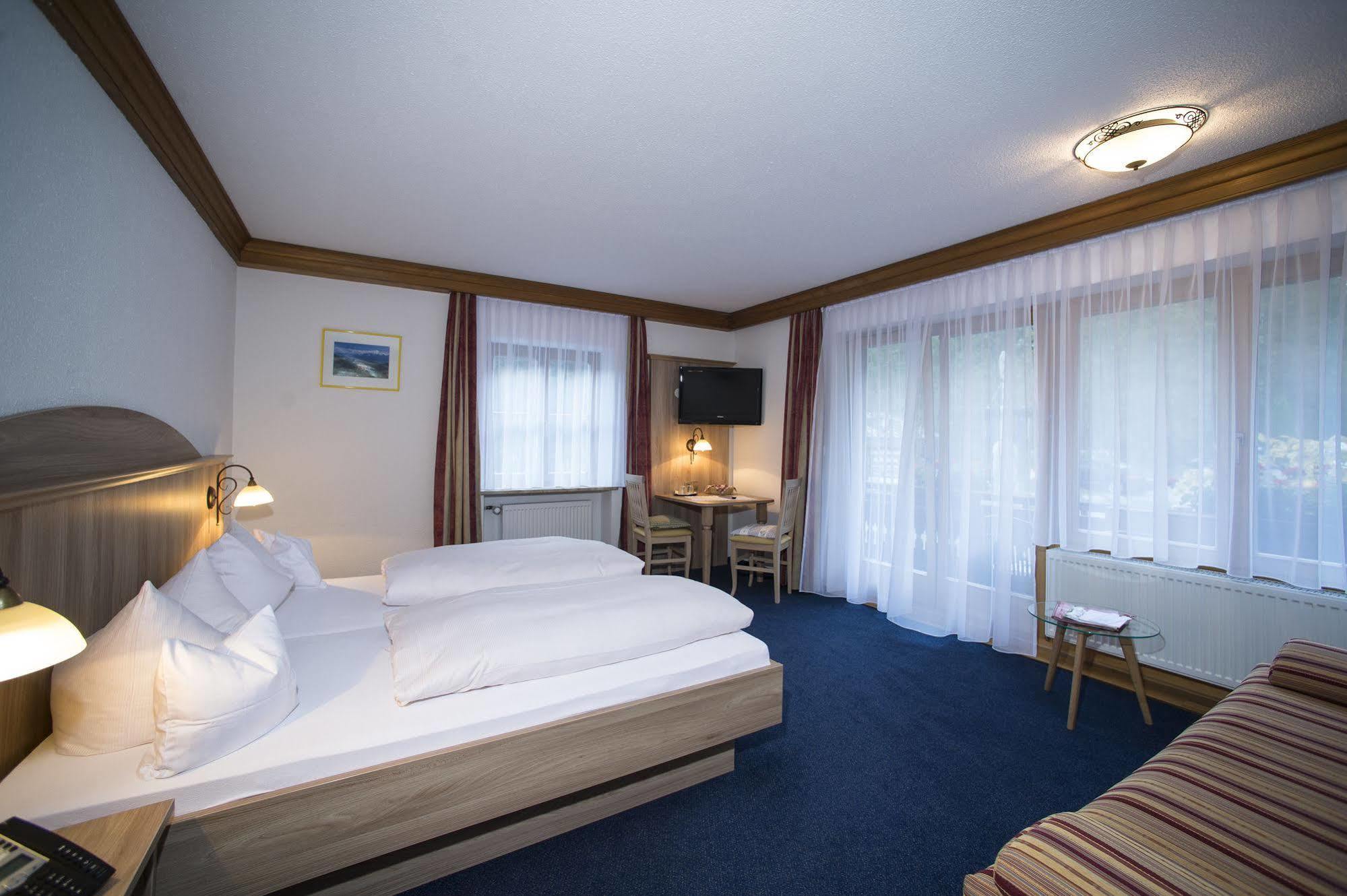 Aktivhotel & Gasthof Schmelz Ihr Urlaubs Hotel In Inzell Mit Wellness Hallenbad, Alpensauna & Dampfbad Zewnętrze zdjęcie