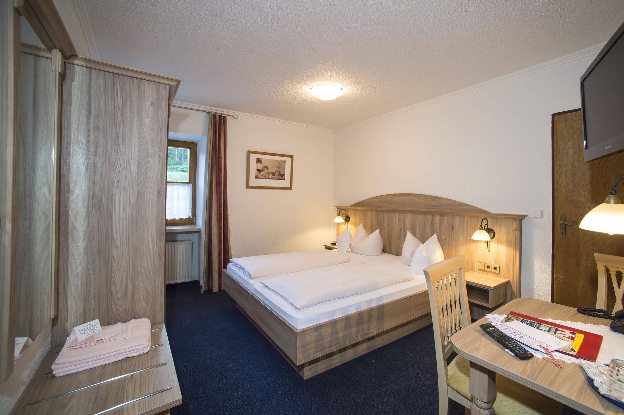 Aktivhotel & Gasthof Schmelz Ihr Urlaubs Hotel In Inzell Mit Wellness Hallenbad, Alpensauna & Dampfbad Zewnętrze zdjęcie